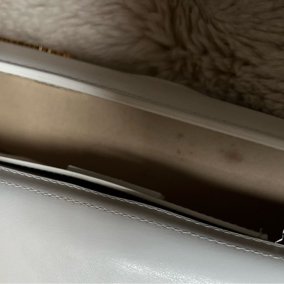 Jacquemus The Bambino White Crossbody Bag - Picture 6 of 6